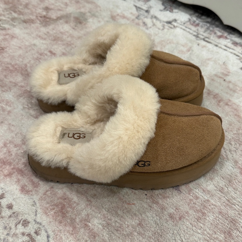 UGG Women's Brown and Cream Sheepskin Slippers